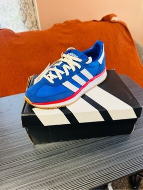 Royal Blue Adidas Run '70s 2.0 women's sneakers